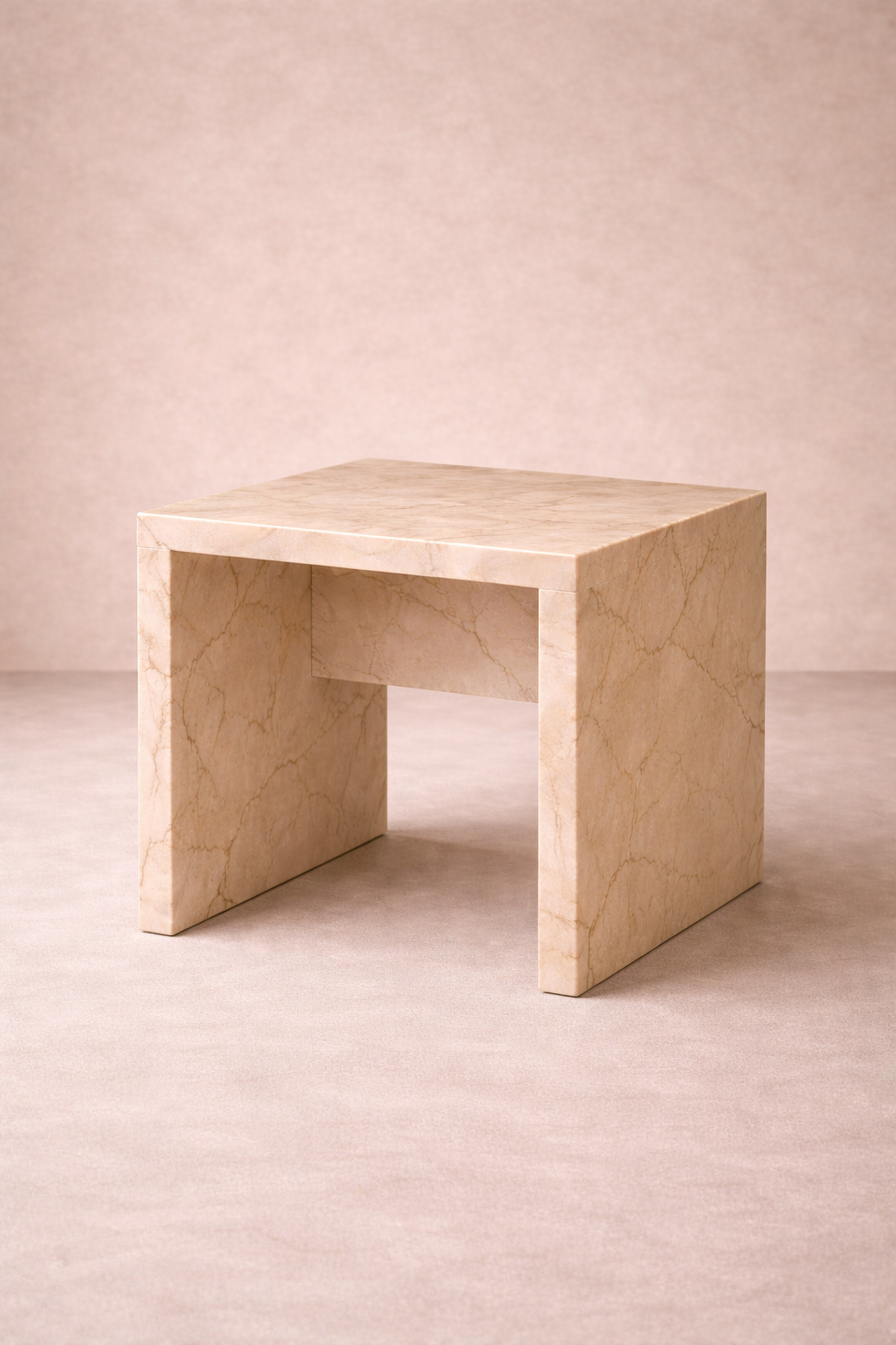 The Mono in Crema Marfil